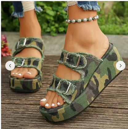 Sandales compensées en denim avec boucle, été, extérieur, talons hauts, semelle épaisse, motif camouflage pour femmes.